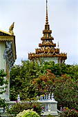 Phnom Penh - the Silver Pagoda compound 